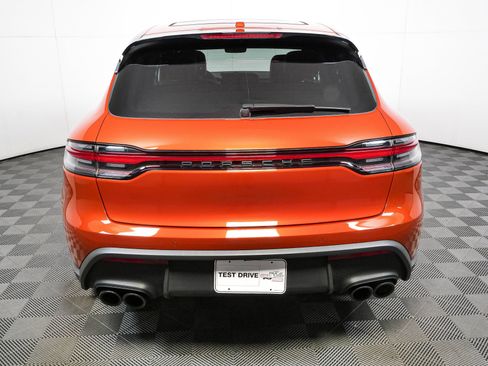Certified 2024 Porsche Macan S AWD/4WD image 33