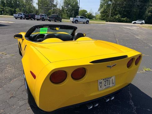 Used 2010 Chevrolet Corvette Grand Sport RWD image 7