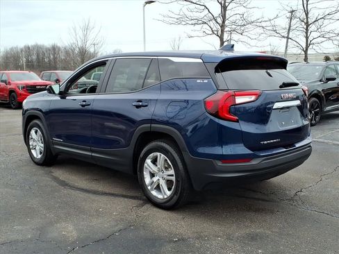 Certified 2022 GMC Terrain SLE image 28