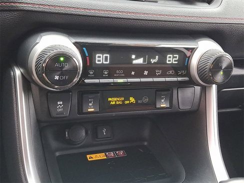 Certified 2022 Toyota RAV4 XSE image 23