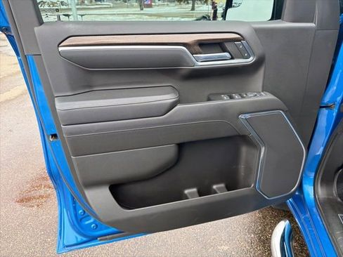 Used 2022 Chevrolet Silverado 1500 LT image 10