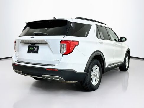 Used 2021 Ford Explorer XLT w/ Equipment Group 202A AWD/4WD image 9