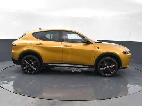 New 2024 Dodge Hornet R/T image 6