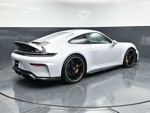 Certified 2025 Porsche 911 GT3 RWD image 8