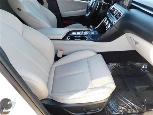 Used 2023 Genesis G70 2.0T AWD/4WD image 28