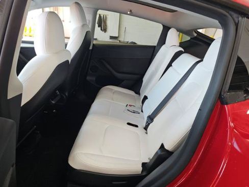 Used 2023 Tesla Model Y AWD image 6