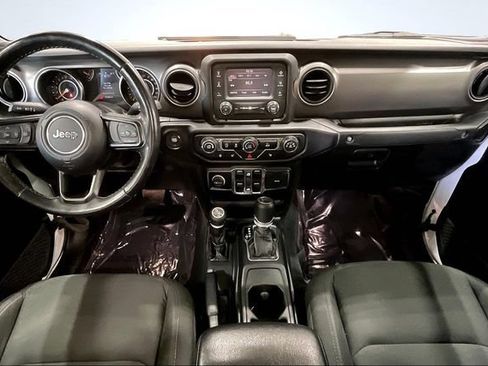 Used 2021 Jeep Gladiator Sport AWD/4WD image 16