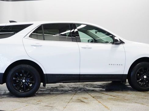 Used 2020 Chevrolet Equinox LT image 8