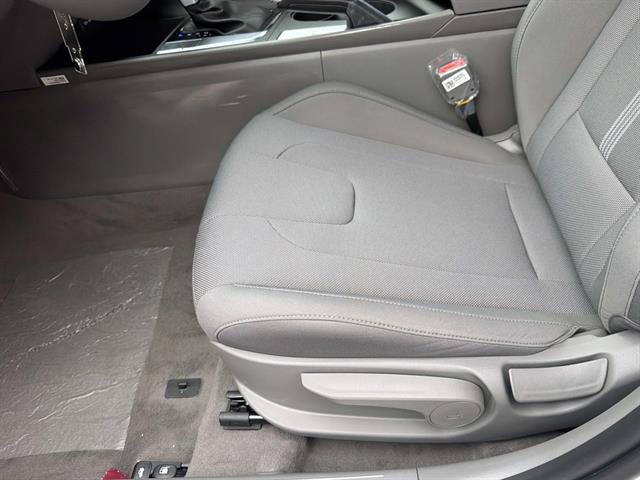 New 2026 Hyundai Elantra SE FWD image 15