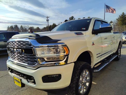 Used 2020 RAM 2500 Limited image 4
