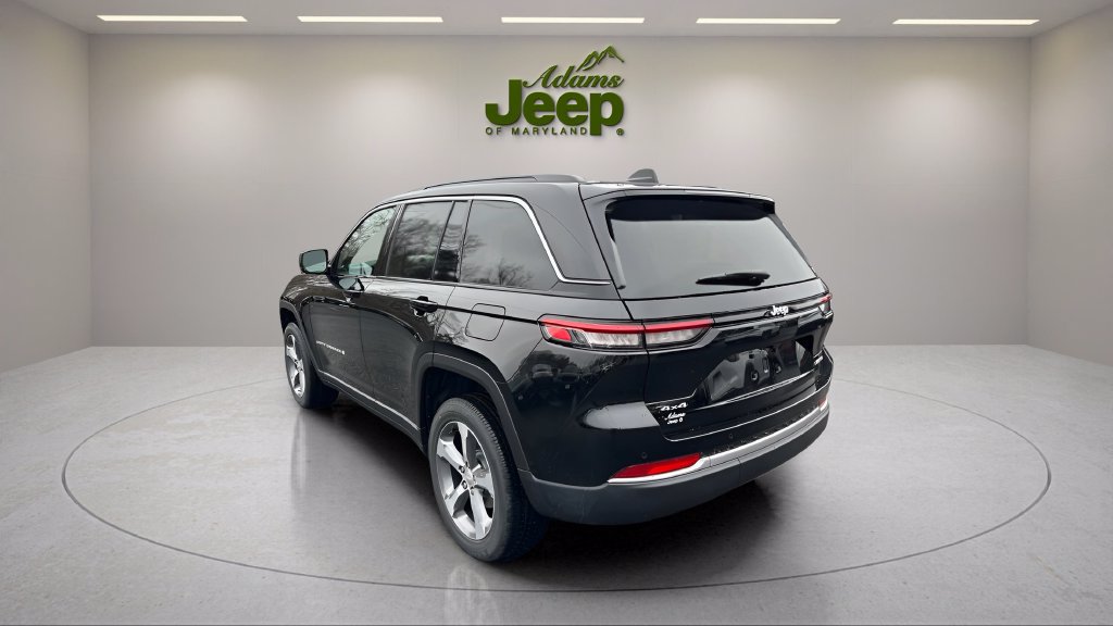 New 2026 Jeep Grand Cherokee Limited w/ Trailer Tow Package AWD/4WD image 13