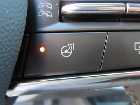 New 2026 Chevrolet Equinox LT w/ Convenience Package II image 15