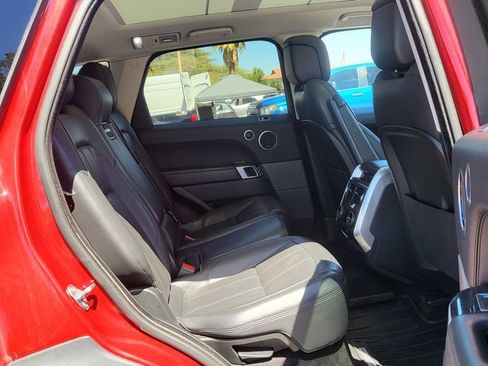 Used 2019 Land Rover Range Rover Sport HSE AWD/4WD image 24