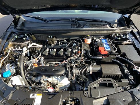 Used 2025 Honda Accord SE image 35