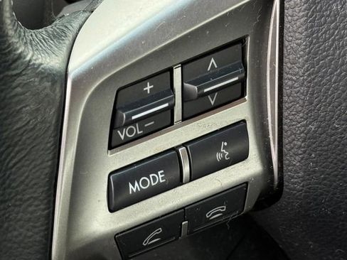 Used 2013 Subaru Legacy 2.5i Limited image 12