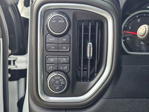 Used 2022 Chevrolet Silverado 3500 High Country w/ Safety Package II AWD/4WD image 37