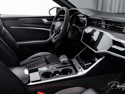 Used 2022 Audi RS 6 w/ Executive Package image 48