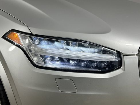 Used 2019 Volvo XC90 T6 Inscription w/ Advanced Package AWD/4WD image 9