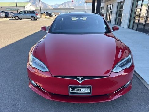 Used 2017 Tesla Model S 75D image 2