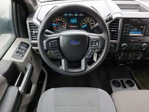 Used 2016 Ford F150 XLT image 15