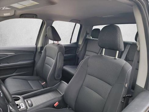 Used 2019 Honda Ridgeline Sport image 10