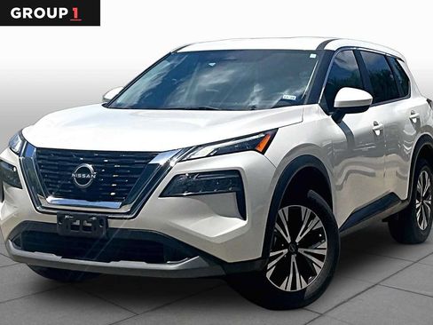 Certified 2023 Nissan Rogue SV FWD image 1