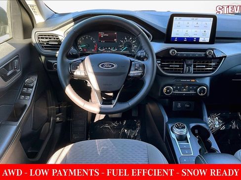 Used 2022 Ford Escape SE w/ Cold Weather Package image 8