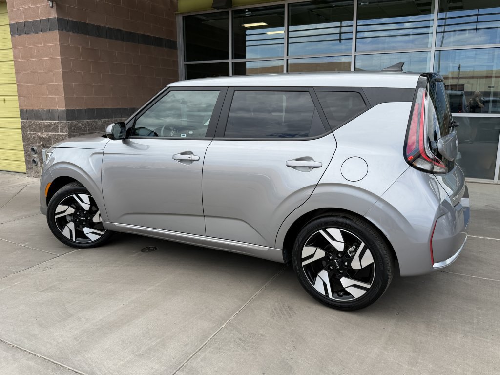 Used 2025 Kia Soul GT-Line w/ GT-Line Technology Package FWD image 5