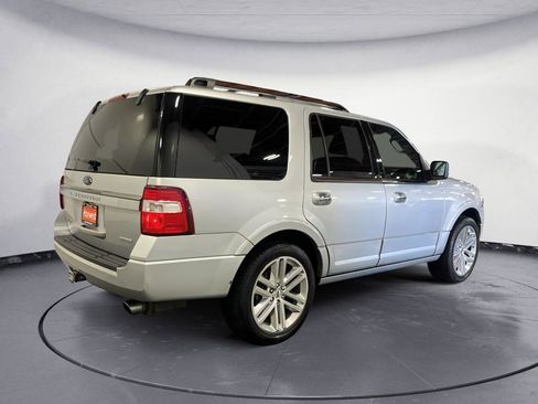 Used 2016 Ford Expedition Limited w/ Equipment Group 301A AWD/4WD image 7