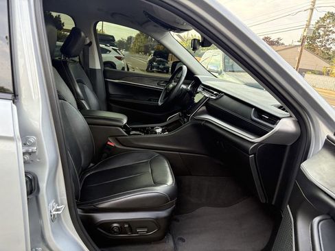 Used 2022 Jeep Grand Cherokee L Limited image 24