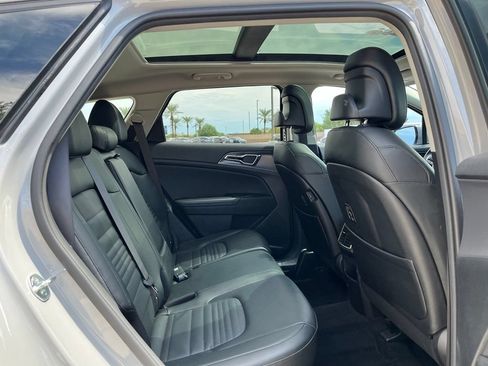 Used 2024 Kia Sportage SX FWD image 19