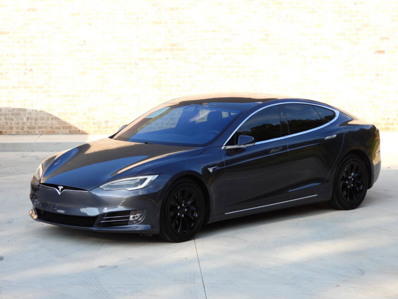 Used 2017 Tesla Model S 75D AWD/4WD image 23