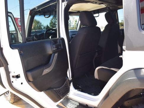 Used 2016 Jeep Wrangler Unlimited Sport w/ Quick Order Package 24S image 11