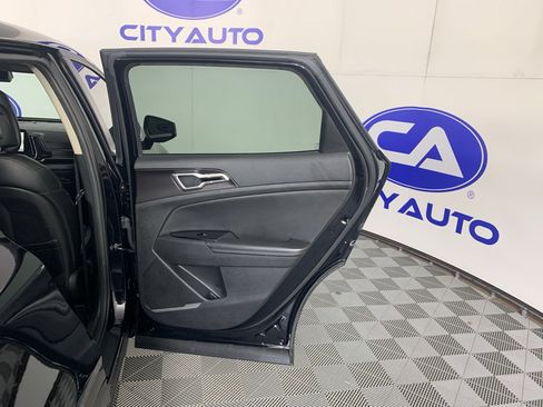 Used 2023 Kia Sportage EX FWD image 32