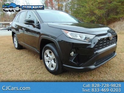 Used 2020 Toyota RAV4 XLE w/ All Weather Liner Package