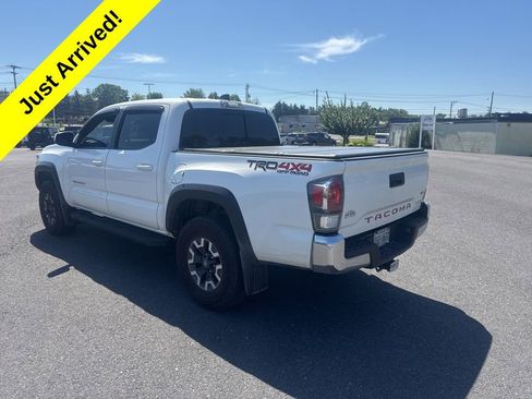 Used 2023 Toyota Tacoma TRD Off-Road AWD/4WD image 6