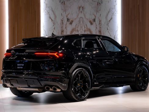 Used 2023 Lamborghini Urus Performante image 5