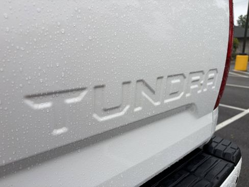 Used 2020 Toyota Tundra Limited w/ Limited Premium Package AWD/4WD image 35