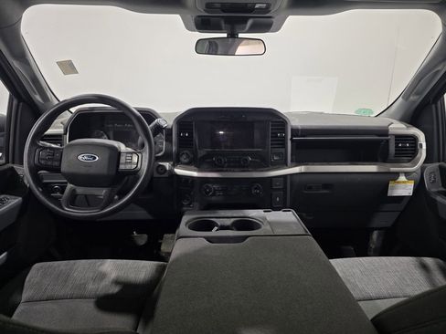Used 2022 Ford F150 XLT w/ Trailer Tow Package image 11