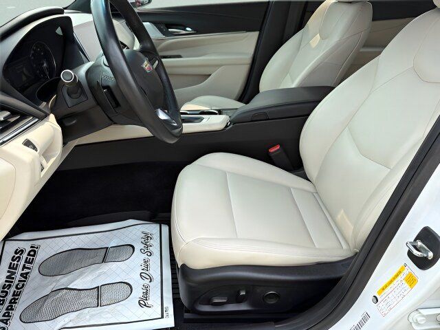 Used 2024 Cadillac CT4 Luxury w/ Sun And Sound Package RWD image 5