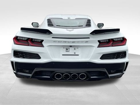 Used 2024 Chevrolet Corvette Z06 image 10