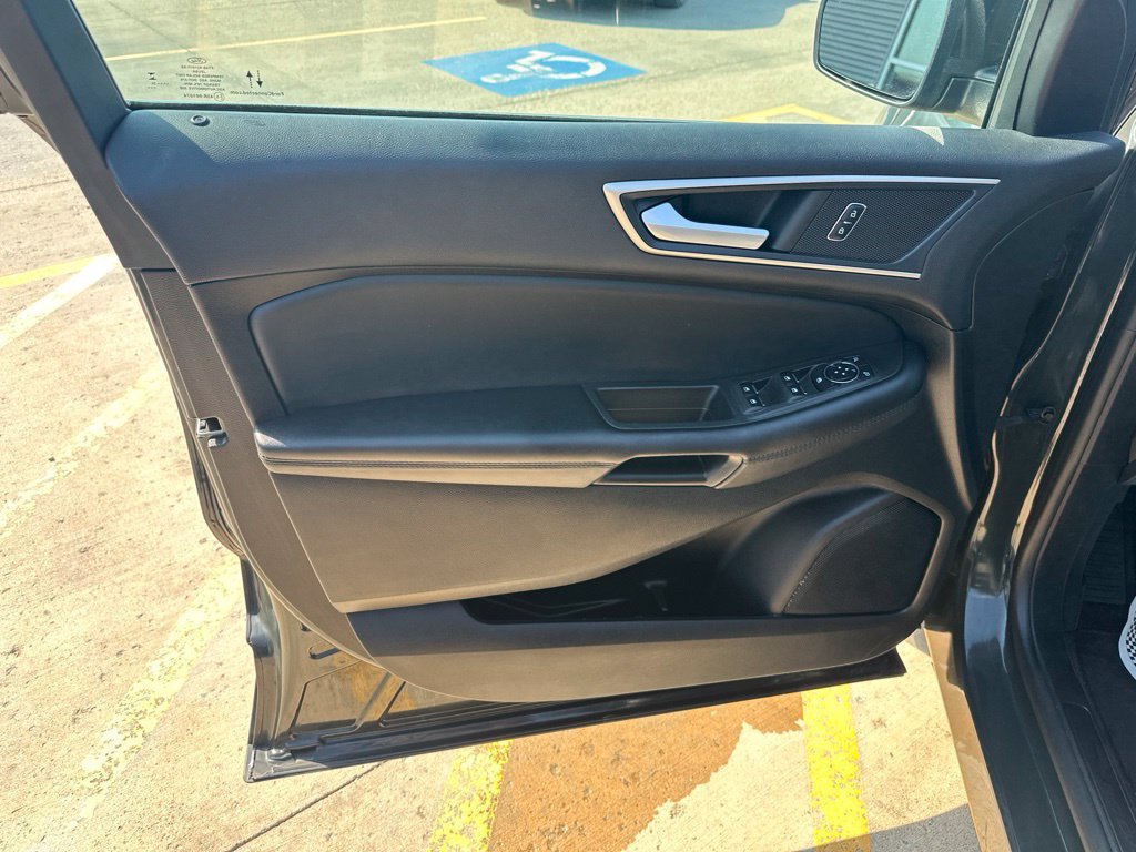 Used 2024 Ford Edge SEL w/ Convenience Package AWD/4WD image 9