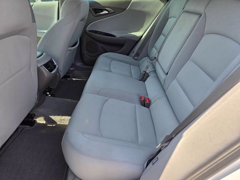 Used 2025 Chevrolet Malibu LT FWD image 31