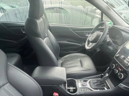 Used 2023 Subaru Forester Touring AWD/4WD image 10