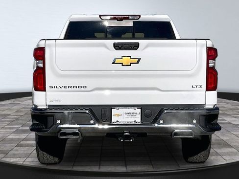 New 2026 Chevrolet Silverado 1500 LTZ w/ LTZ Premium Package AWD/4WD image 4