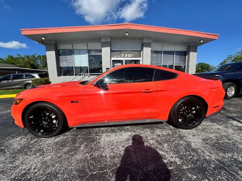 Used 2016 Ford Mustang GT Premium RWD image 7