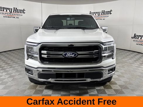 Used 2025 Ford F150 Lariat w/ Equipment Group 502A High AWD/4WD image 3