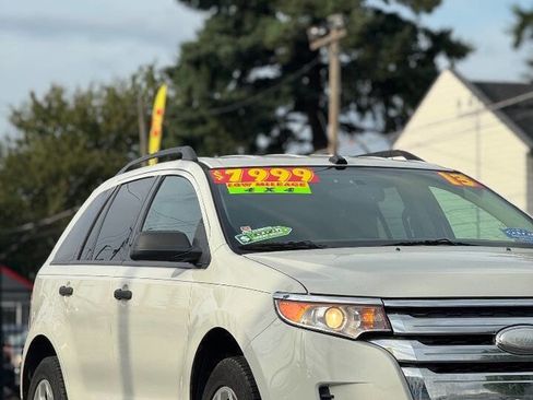 Used 2013 Ford Edge SE image 9