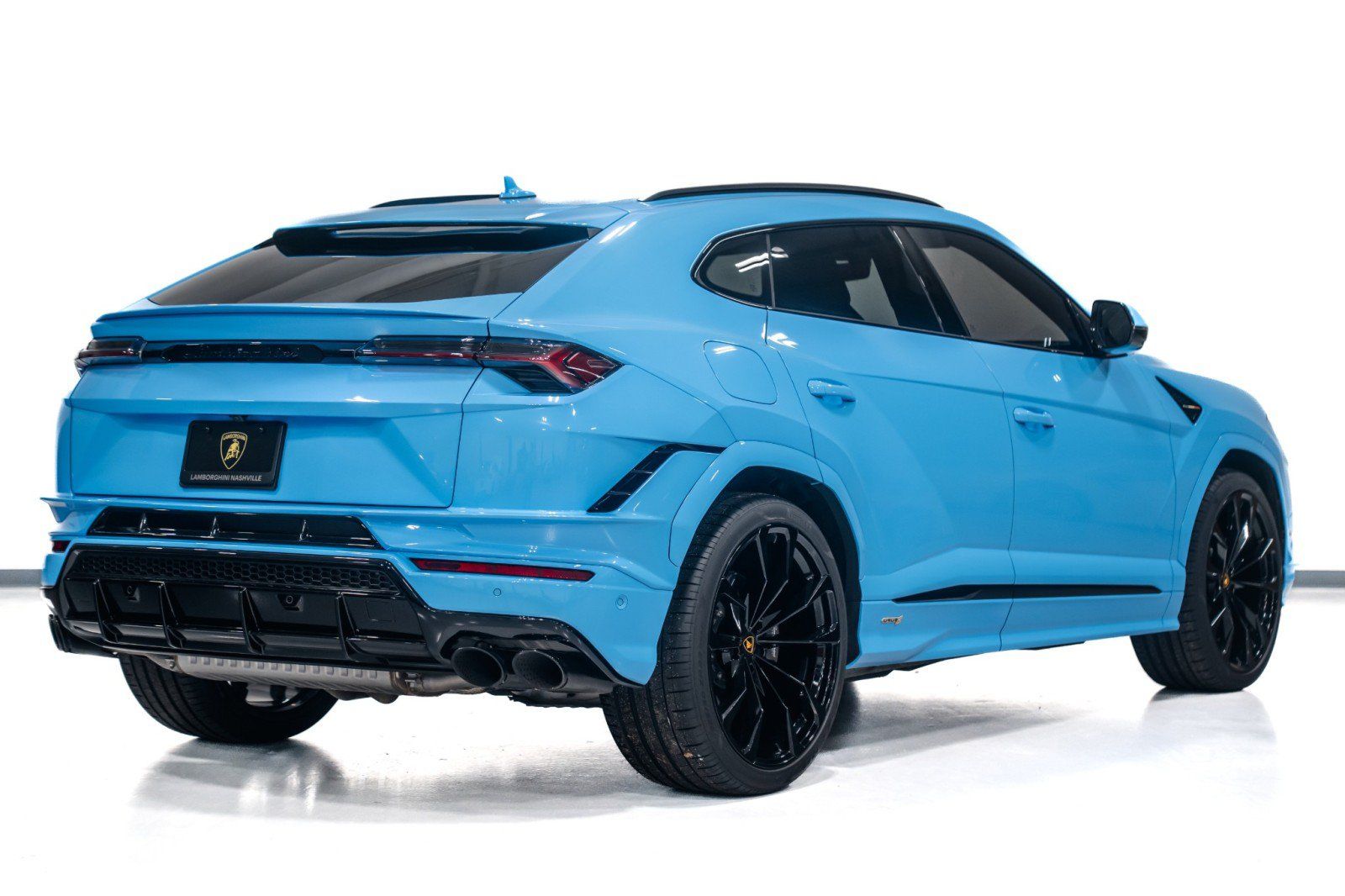 Used 2024 Lamborghini Urus S AWD/4WD image 7