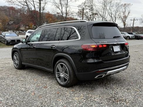 Used 2026 Mercedes-Benz GLS 450 4MATIC image 2